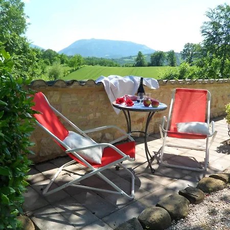 Flacher Flieder By Interhome Cagli