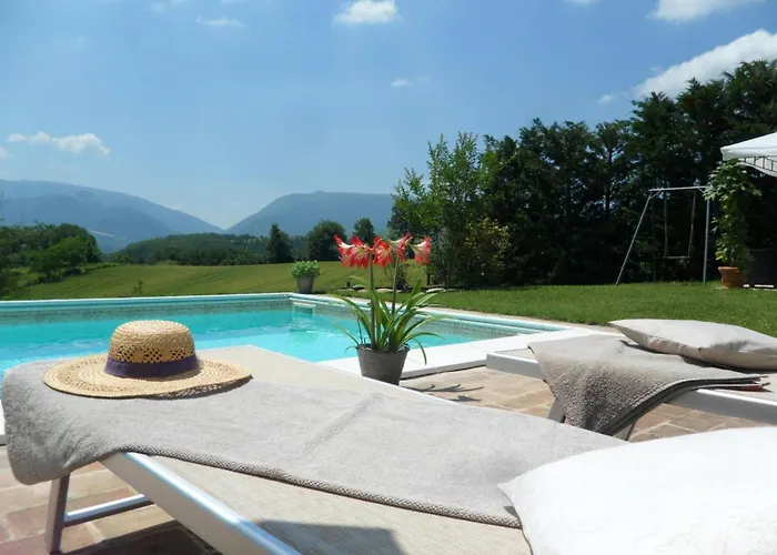 Flacher Flieder By Interhome * Cagli
