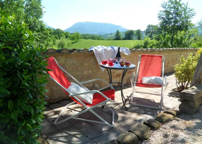Flacher Flieder By Interhome Cagli